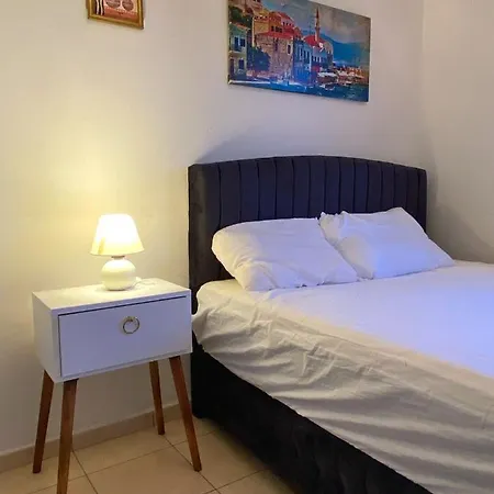 شقة Zerrin Hanim - 1 Minute From Kleopatra Beach